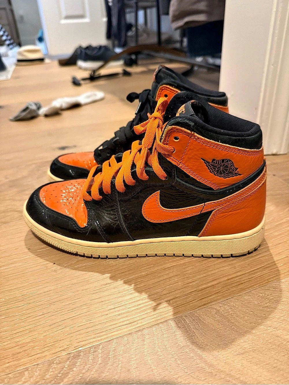 Nike Air Jordan 1 Retro High OG Shattered Backboard 3.0 Sneakers